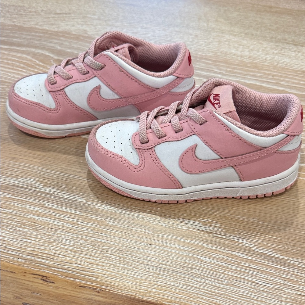 Toddler Nike dunks